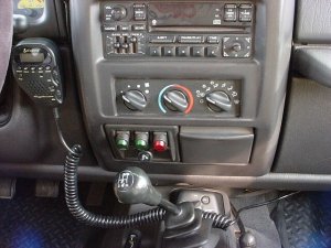 Cobra 75WXST